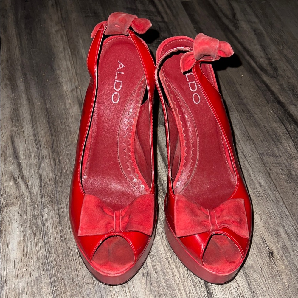Aldo Women's Vibrant Red Bow Heels
